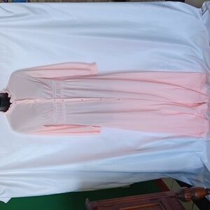 Formfit Rogers Beautiful Pink full length Robe size Small,  nylon